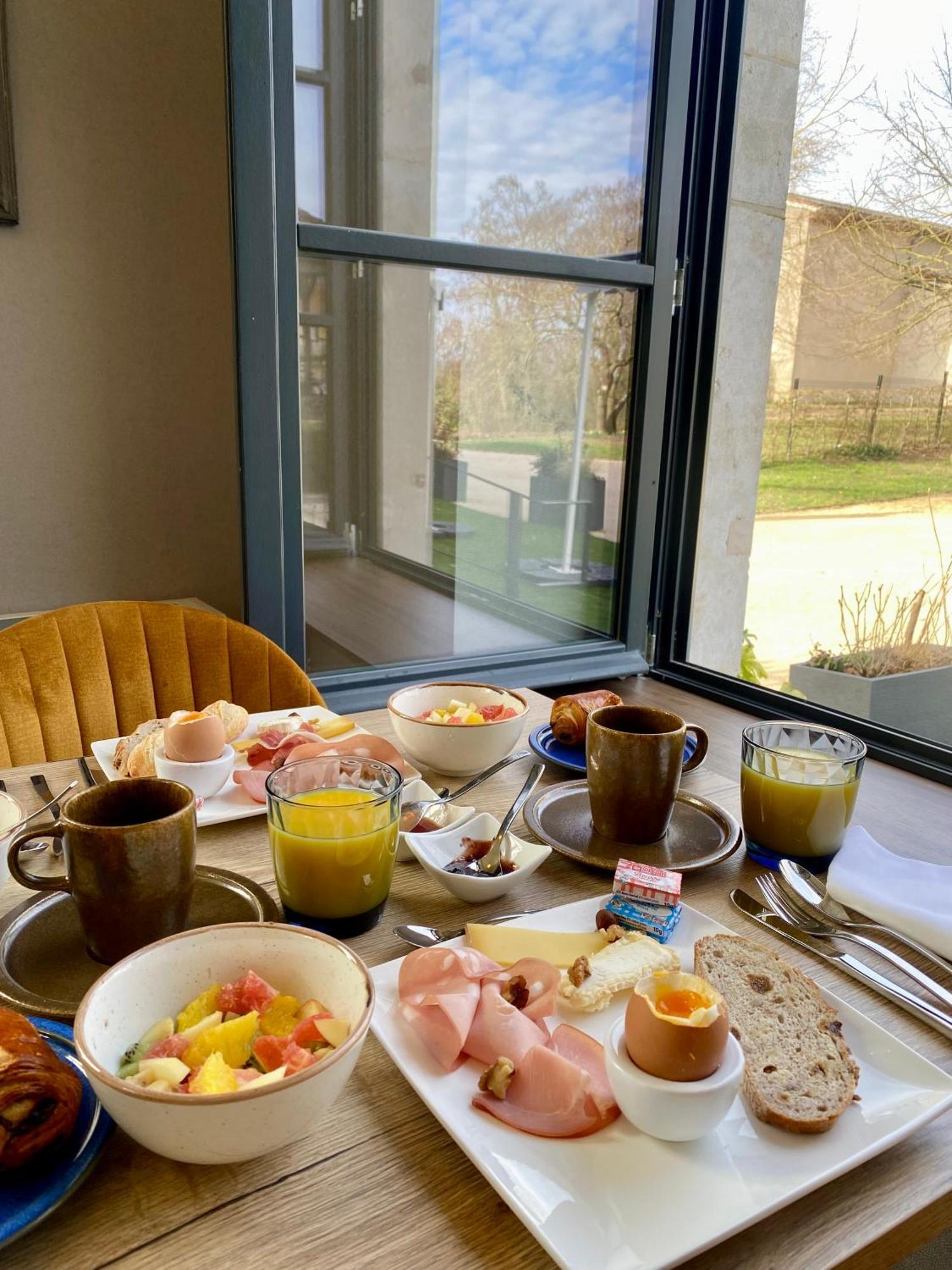 Hotel Au Chateau Villers-lès-Nancy Exteriör bild
